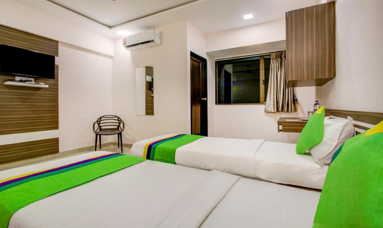 Treebo Kings Inn Vashi Nova Bombaim Exterior foto